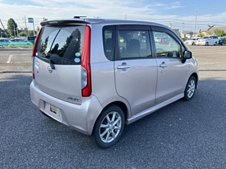 DAIHATSU MOVE 2014