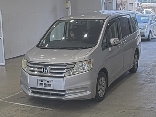 HONDA STEP WAGON 2012