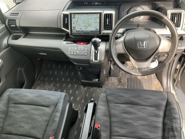 HONDA STEP WAGON 2012