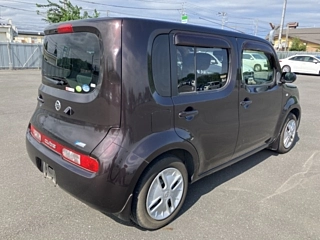 NISSAN CUBE 2010