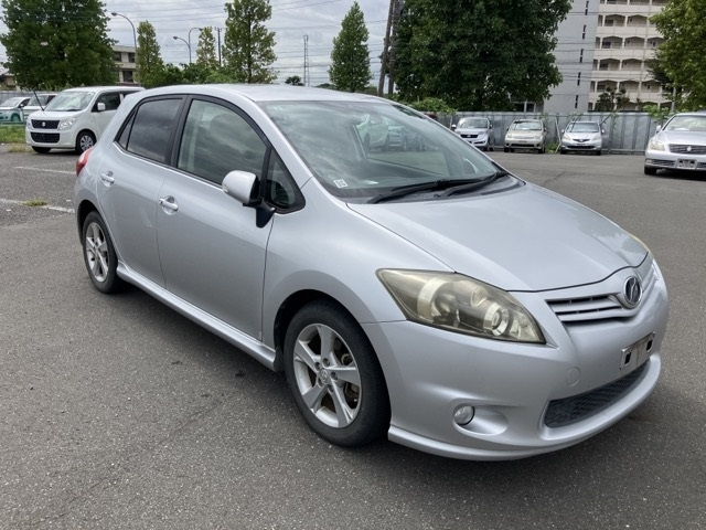 TOYOTA AURIS 2009