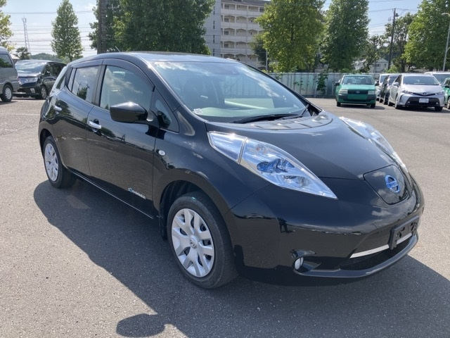 NISSAN LEAF 2016