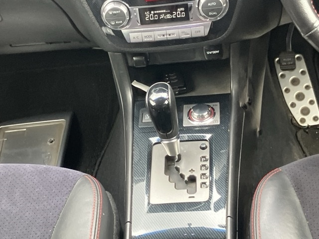 SUBARU EXIGA 2014