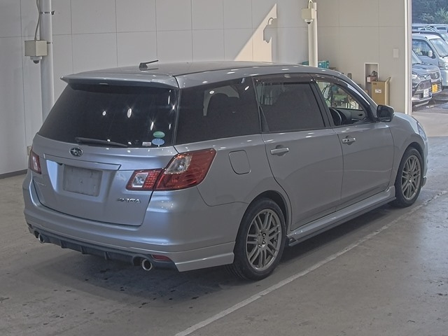 SUBARU EXIGA 2014