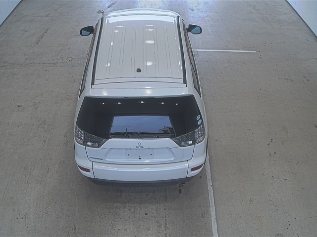 MITSUBISHI OUTLANDER 2010