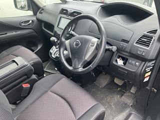 NISSAN SERENA 2011