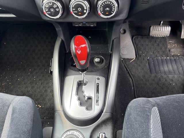MITSUBISHI OUTLANDER 2010