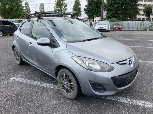 MAZDA DEMIO 2012