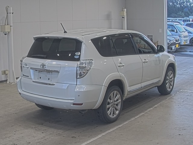 TOYOTA VANGUARD 2011