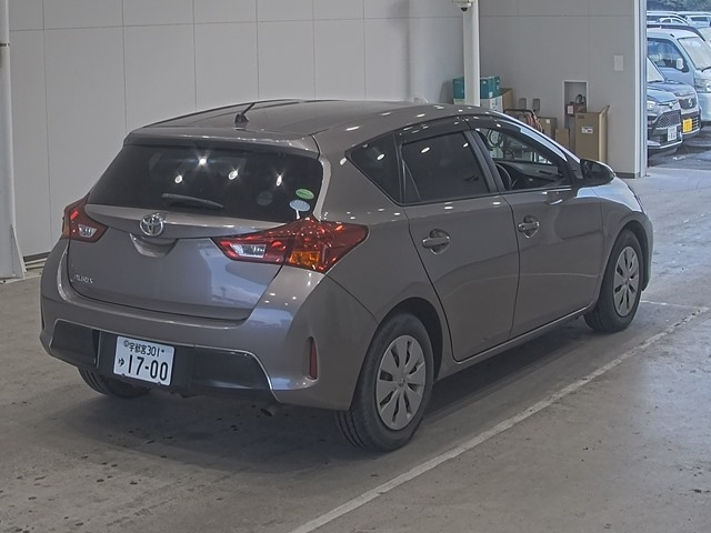 TOYOTA AURIS 2013