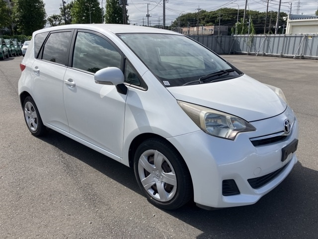 TOYOTA RACTIS 2010