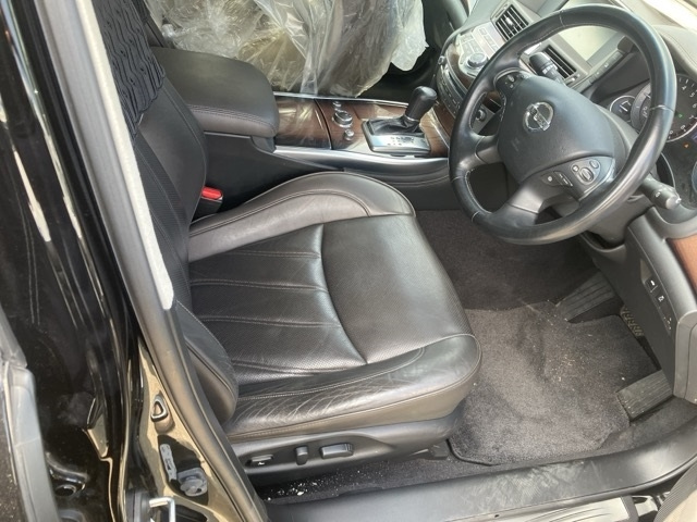 NISSAN FUGA 2012