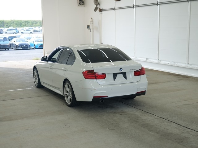 BMW 3 SERIES 2013