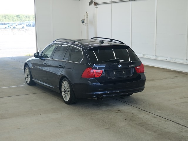 BMW 3 SERIES 2009