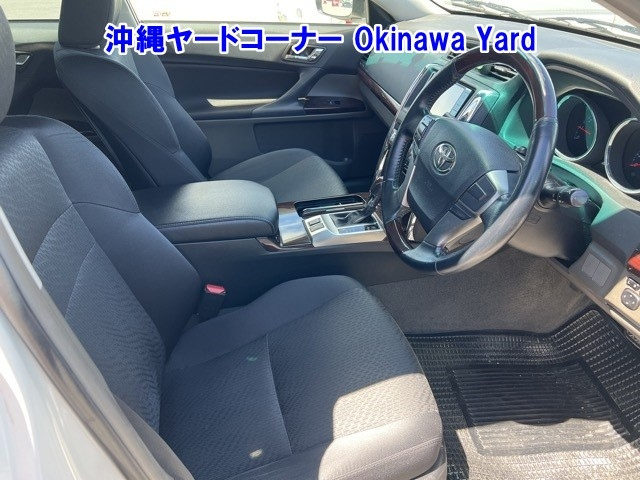 TOYOTA MARK X 2011
