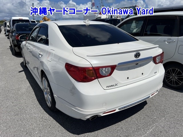 TOYOTA MARK X 2011