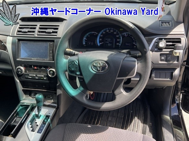 TOYOTA CAMRY 2011