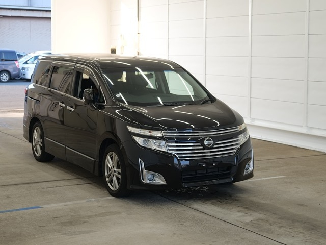 NISSAN ELGRAND 2012