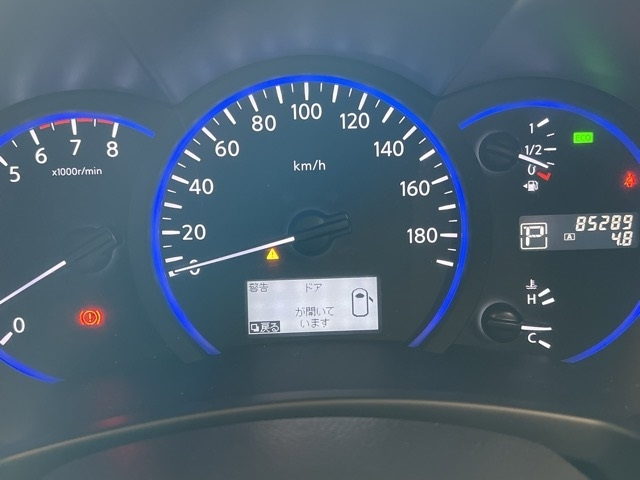 NISSAN ELGRAND 2012