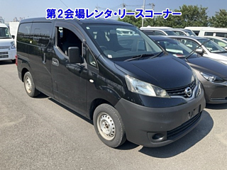 NISSAN NV200 2019