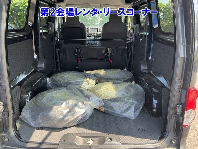 NISSAN NV200 2019
