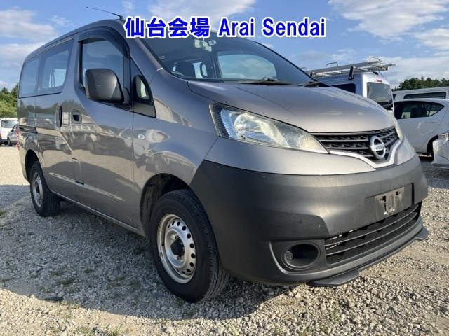 NISSAN NV200 2018