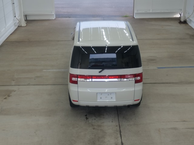 MITSUBISHI DELICA D5 2013