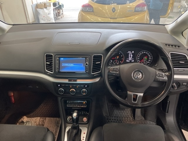 VOLKSWAGEN SHARAN 2013