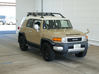 TOYOTA FJ CRUISER 2016