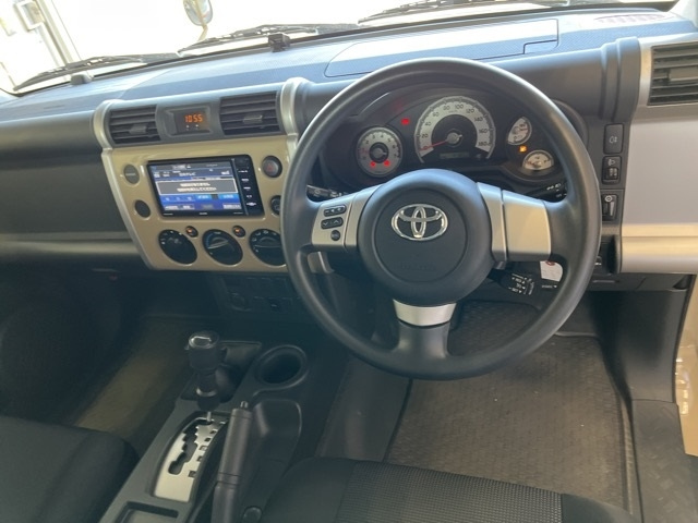 TOYOTA FJ CRUISER 2016