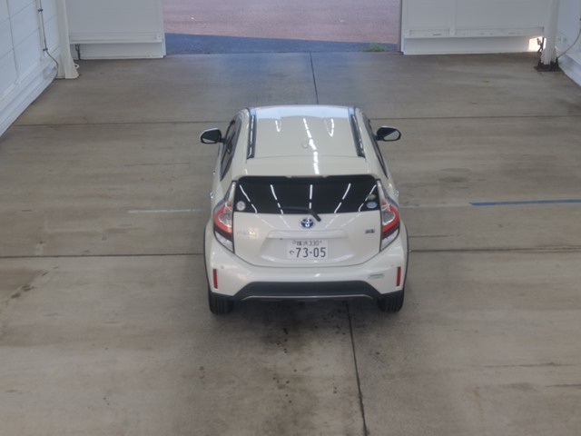 TOYOTA AQUA 2019