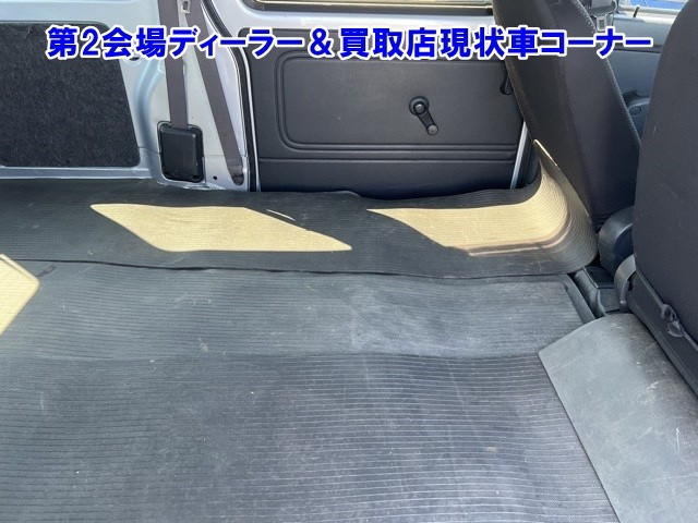 DAIHATSU HIJET VAN 2019