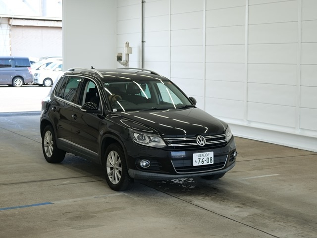 VOLKSWAGEN TIGUAN 2014