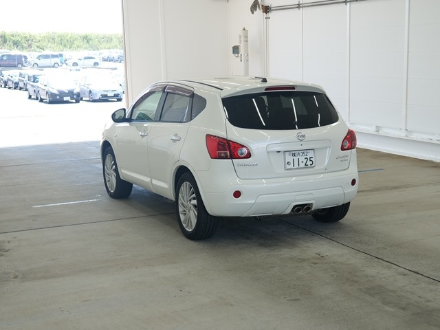 NISSAN DUALIS 2011