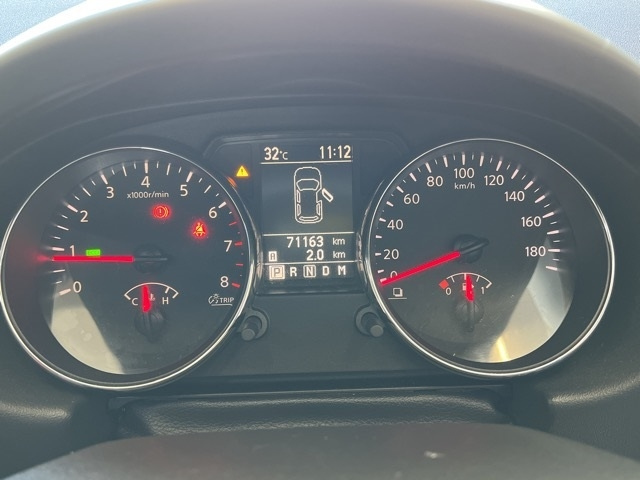 NISSAN DUALIS 2011