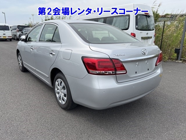 TOYOTA PREMIO 2016