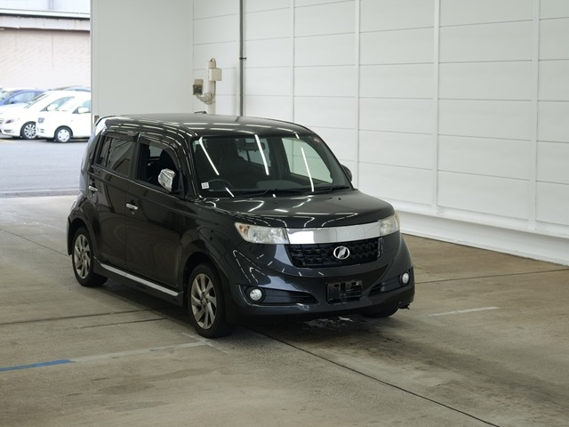 TOYOTA BB 2014