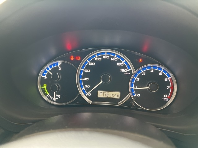 SUBARU EXIGA 2010