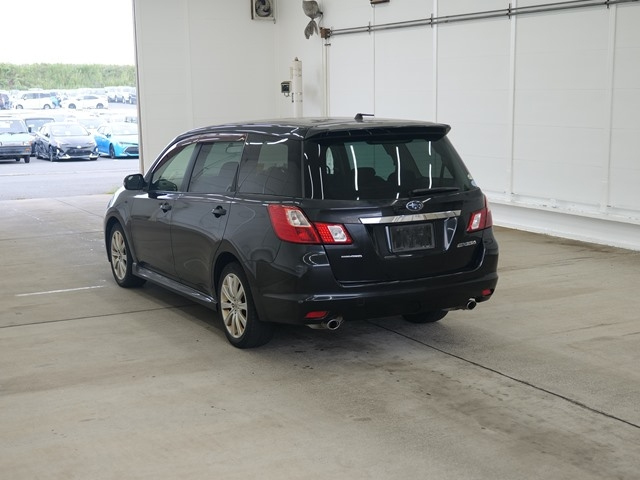 SUBARU EXIGA 2010