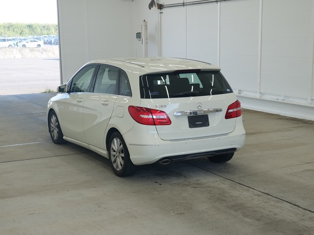 MERCEDES BENZ B CLASS 2012