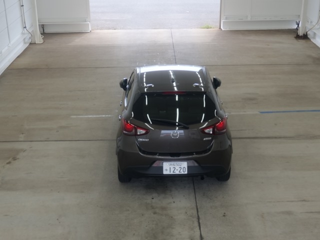 MAZDA DEMIO 2017