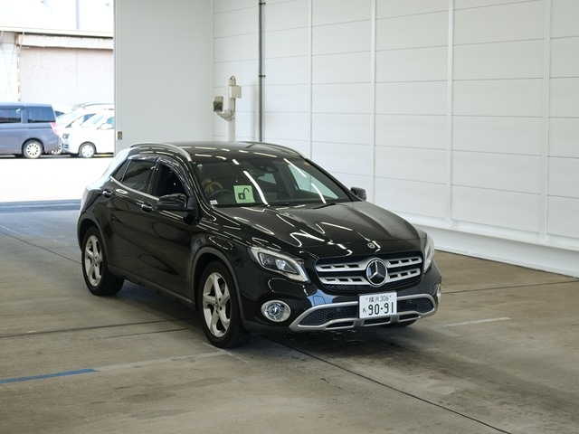 MERCEDES BENZ GLA CLASS 2018