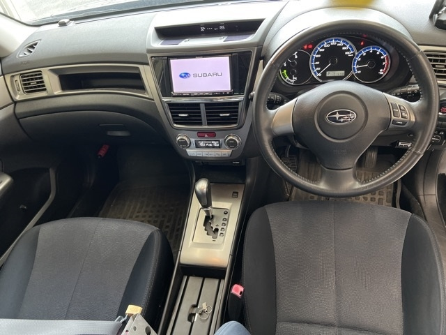 SUBARU EXIGA 2010