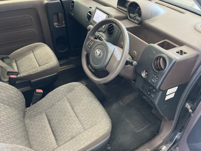 TOYOTA PORTE 2014