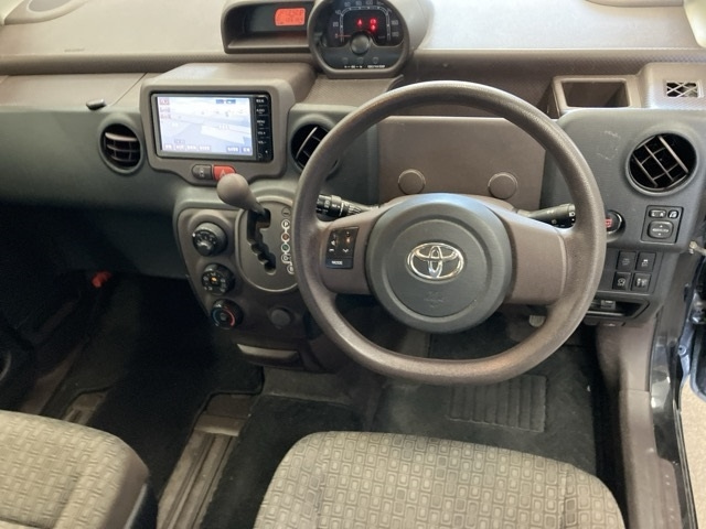 TOYOTA PORTE 2014