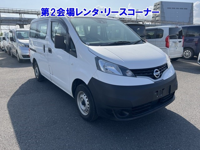NISSAN NV200 2021