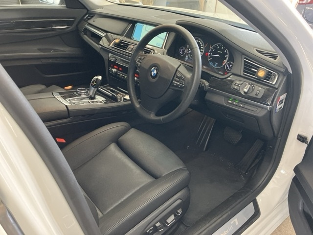 BMW 7 SERIES 2014