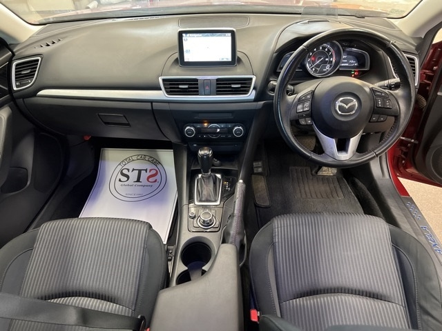 MAZDA AXELA 2015