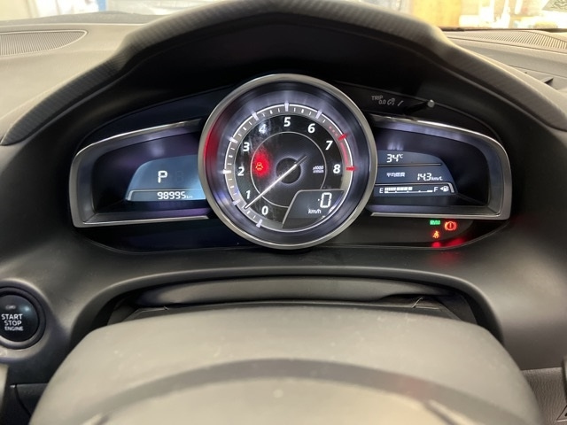 MAZDA AXELA 2015