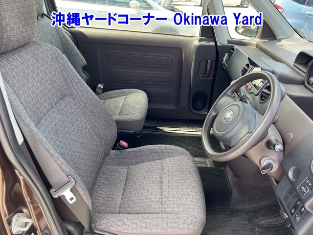 TOYOTA SPADE 2013